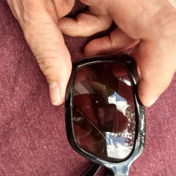 Gucci sunglasses - Picture 2 of 7